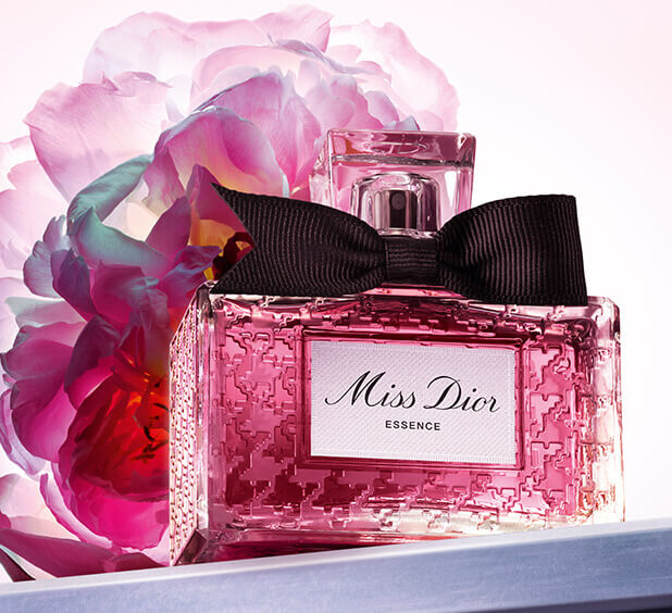 Парфюмерная эссенция MISS DIOR, аромат женственности без границ